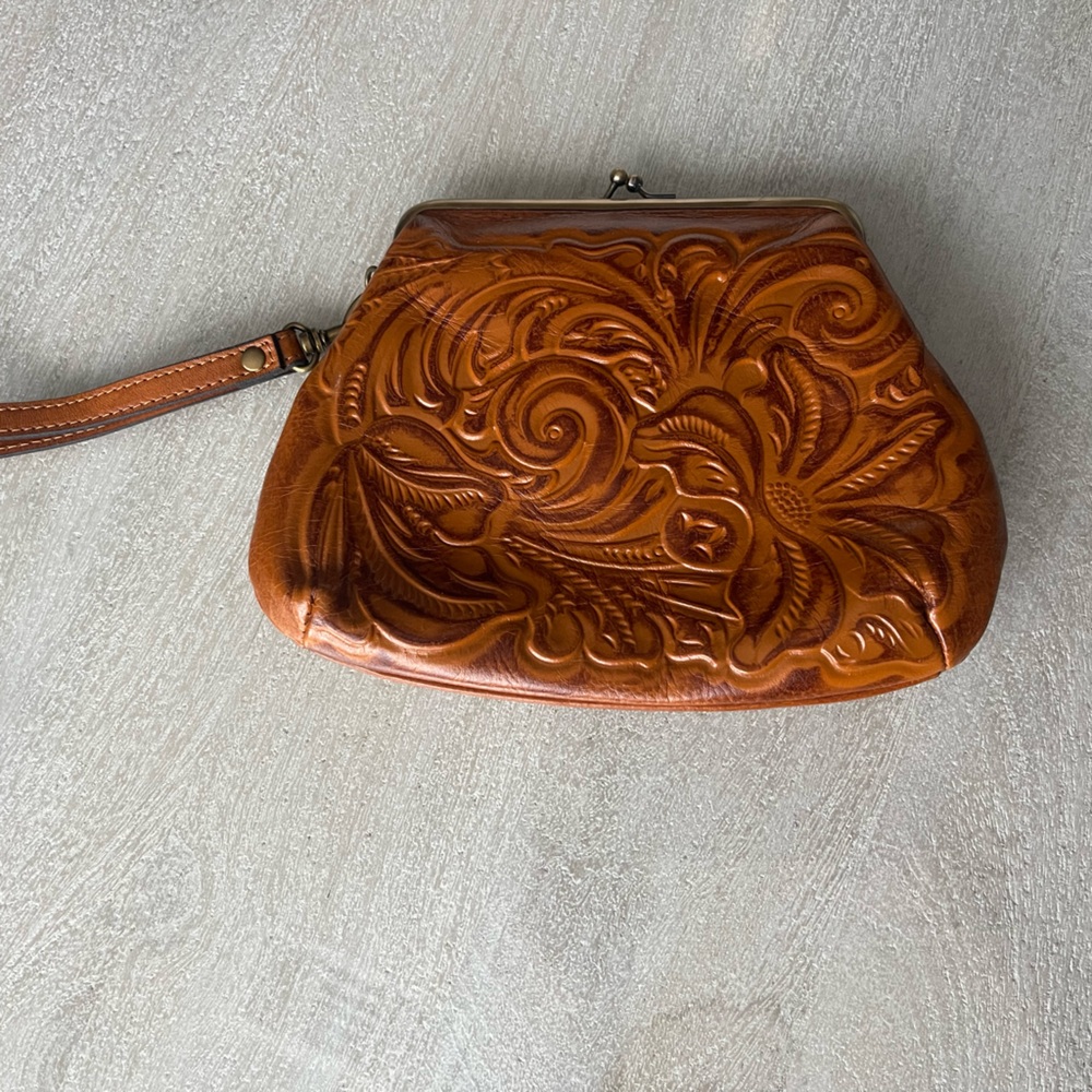 Patrica Nash Brown clutch